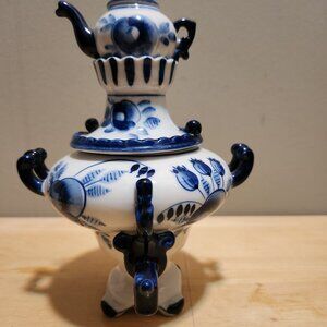 Gzhel (Гжель) Samovar with Teapot tradition Russian style of ceramics.